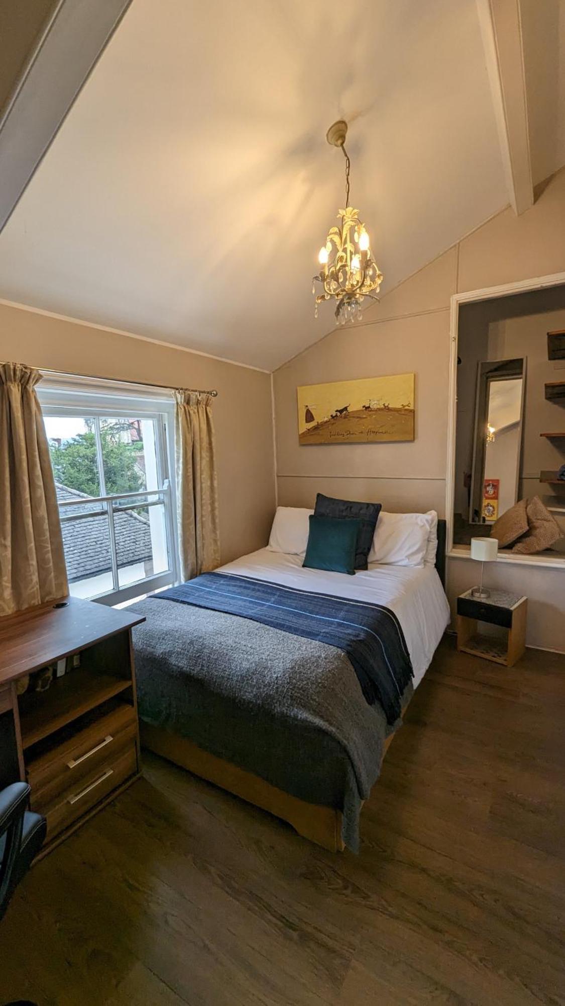 Cotswold Vip Regency Lodge Cheltenham Bagian luar foto